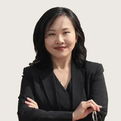Female Lawyer in California - Inna Brady