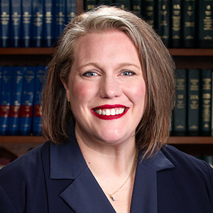 Female Divorce Lawyer in USA - McKenna L.Cox
