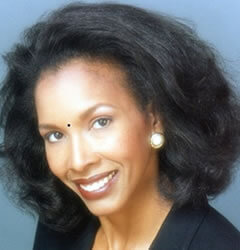 Female Wills and Living Wills Attorney in USA - Maximillienne Elliott